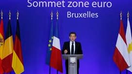 Nicolas Sarkozy en conférence de presse à l'issue du sommet européen de mercredi à Bruxelles. L'accord des dirigeants de la zone euro arraché jeudi éloigne, pour un temps, la perspective d'un choc systémique mais Paris aura encore beaucoup à faire pour at