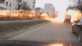 Des bombes sont tombées à quelques de la voiture de Viktor Zubritsky 