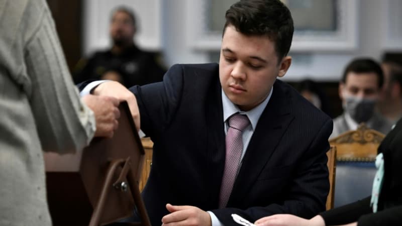 Etats-Unis: un homme de 18 ans qui avait tué deux manifestants antiracistes en 2020 a été acquitté