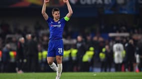 César Azpilicueta, capitaine victorieux face ) Francfort.