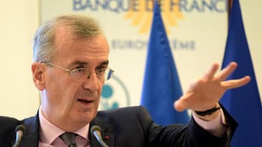 "Nous savons déjà que l'acte I (le confinement général) a coûté à l'économie française près de 6 points de PIB annuel, et que l’acte II pourrait coûter en supplément au moins la moitié", a affirmé François Villeroy de Galhau devant la Société d'économie politique à Paris.