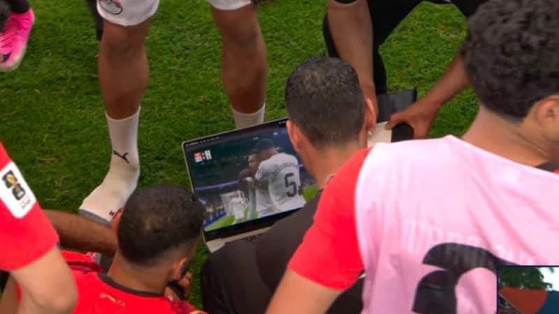 Australie-Égypte: quand Kylian Mbappé aide les Pharaons à préparer la séance de tirs au but
