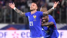 Jonathan Clauss célèbre son but avec la France contre le Luxembourg, le 5 juin 2024