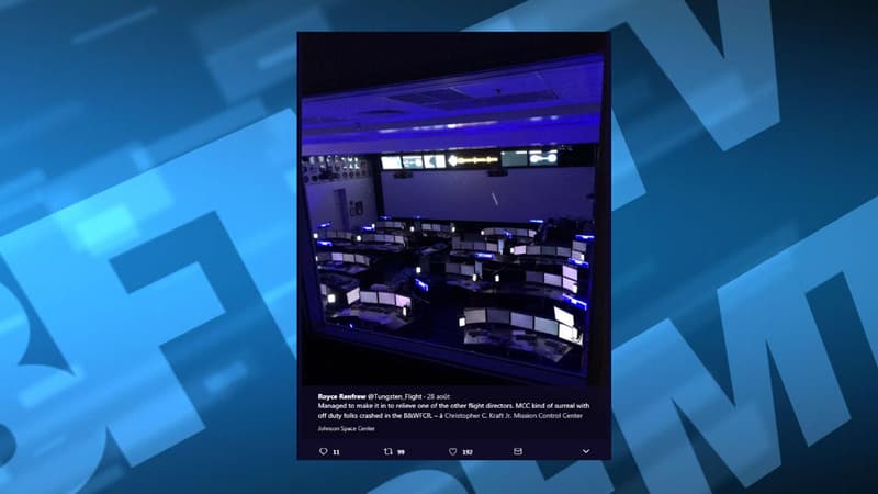 Le centre de contrôle de la NASA à Houston, vide à cause des restrictions de personnel.
