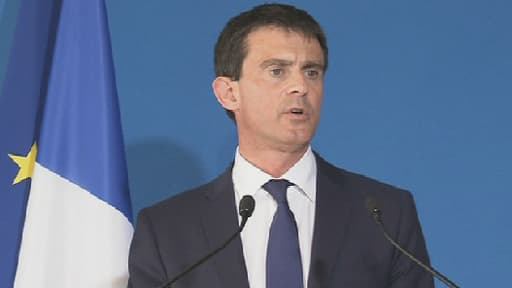 Manuel Valls refuse de voir "le fatalisme" dans les chiffres du chômage.