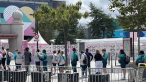 Les bénévoles de Paris 2024 impatients avant le début des paralympiques