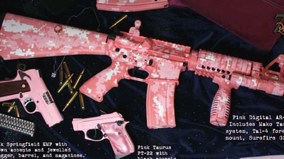 L'AR-15 existe aussi pour filles.