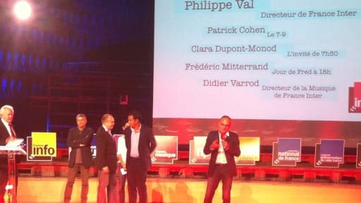 Jean-Luc Hees, Didier Varrod, Frédéric Mitterrand, Patrick Cohen et Philippe Val lors de la conférence de rentrée