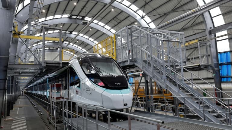 La première rame "Oxygène", destinée à remplacer les Intercités Corail, présentée le 24 avril 2025 à Villeneuve Saint-Georges, près de Paris La première rame "Oxygène", destinée à remplacer les Intercités Corail, présentée le 24 avril 2025 à Villeneuve Saint-Georges, près de Paris