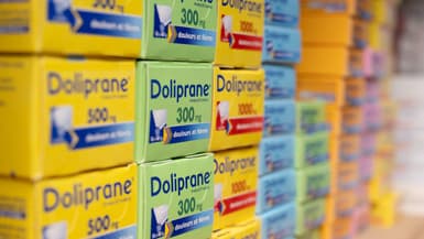 Des boîtes de Doliprane en pharmacie, le 23 octobre 2023 à Riedisheim, dans le Haut-Rhin