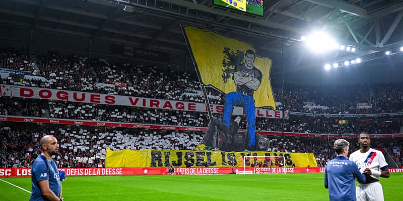 Le tifo polémique des ultras de Lille face au PSG en Ligue 1, le 5 octobre 2025