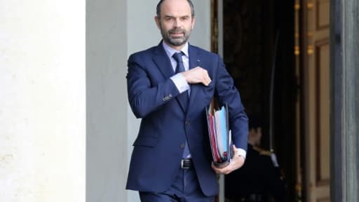 Edouard Philippe quitte le palais de l'Elysée après un conseil des ministres, le 8 février 2018