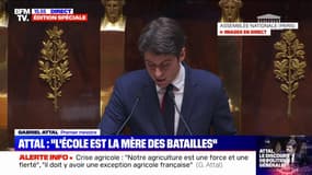 Gabriel Attal: "On ne négocie pas avec la République, on l'accepte, on la respecte"