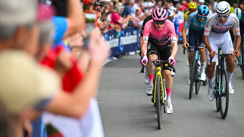 Jonas Vingegaard lors de la 18e etape du Giro le 18 mai 2026 2294257