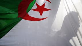François Hollande n'exprimera "pas de repentance" sur l'Algérie, mais il s'exprimera.