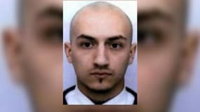 L'épouse française du jihadiste du Bataclan Samy Amimour (ici en photo) se dit "fière" de lui.