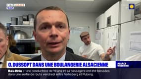 Alsace: le ministre du Travail Olivier Dussopt rencontre un boulanger