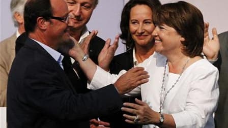 Les dirigeants socialistes François Hollande, Laurent Fabius, Ségolène Royal et Martine Aubry, lors de l'université d'été de La Rochelle, fin août. La mise hors jeu du favori des sondages Dominique Strauss-Kahn après son arrestation aux Etats-Unis impose