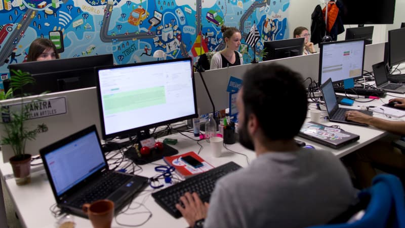 Des salariés dans un open-space. (Photo d'illustration)