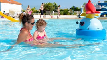 Pour préparer leurs vacances, les Français se renseignent mais restent prudent avant de réserver des séjours dans les clubs de vacances