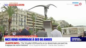 Hommage à Nice: des roses blanches sont déposées au pied de l'Ange de la Baie