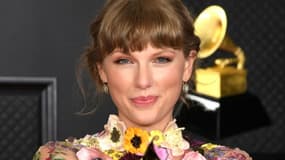 Taylor Swift est devenue la première artiste féminine à décrocher à trois reprises le Grammy Award de l'album de l'année, à égalité avec des géants comme Stevie Wonder et Frank Sinatra