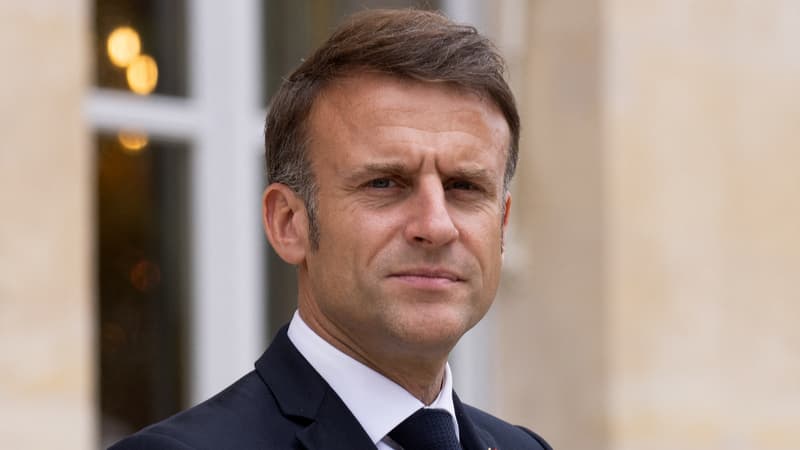 Guerre en Ukraine: Macron dénonce auprès de Zelensky une 