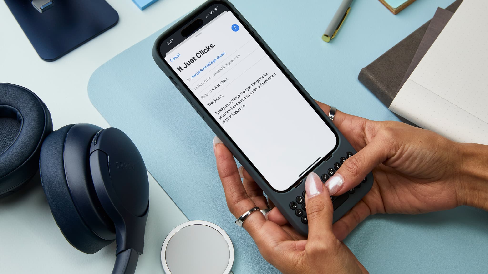 Clicks sent bon la nostalgie pour les fans de BlackBerry. Clicks sent bon la nostalgie pour les fans de BlackBerry.