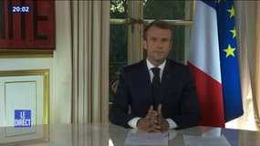 "Je n'ai pour ma part qu'une boussole, c'est la confiance que vous m'avez donné en mai 2017", dit Emmanuel Macron