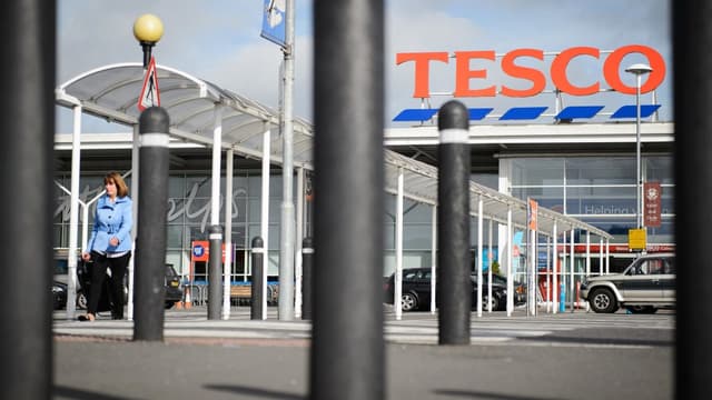 Le groupe Tesco est confronté à une baisse de ses ventes.