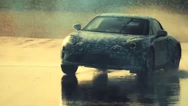 Un des modèles camouflés vus dans un clip de promotion de la nouvelle Alpine