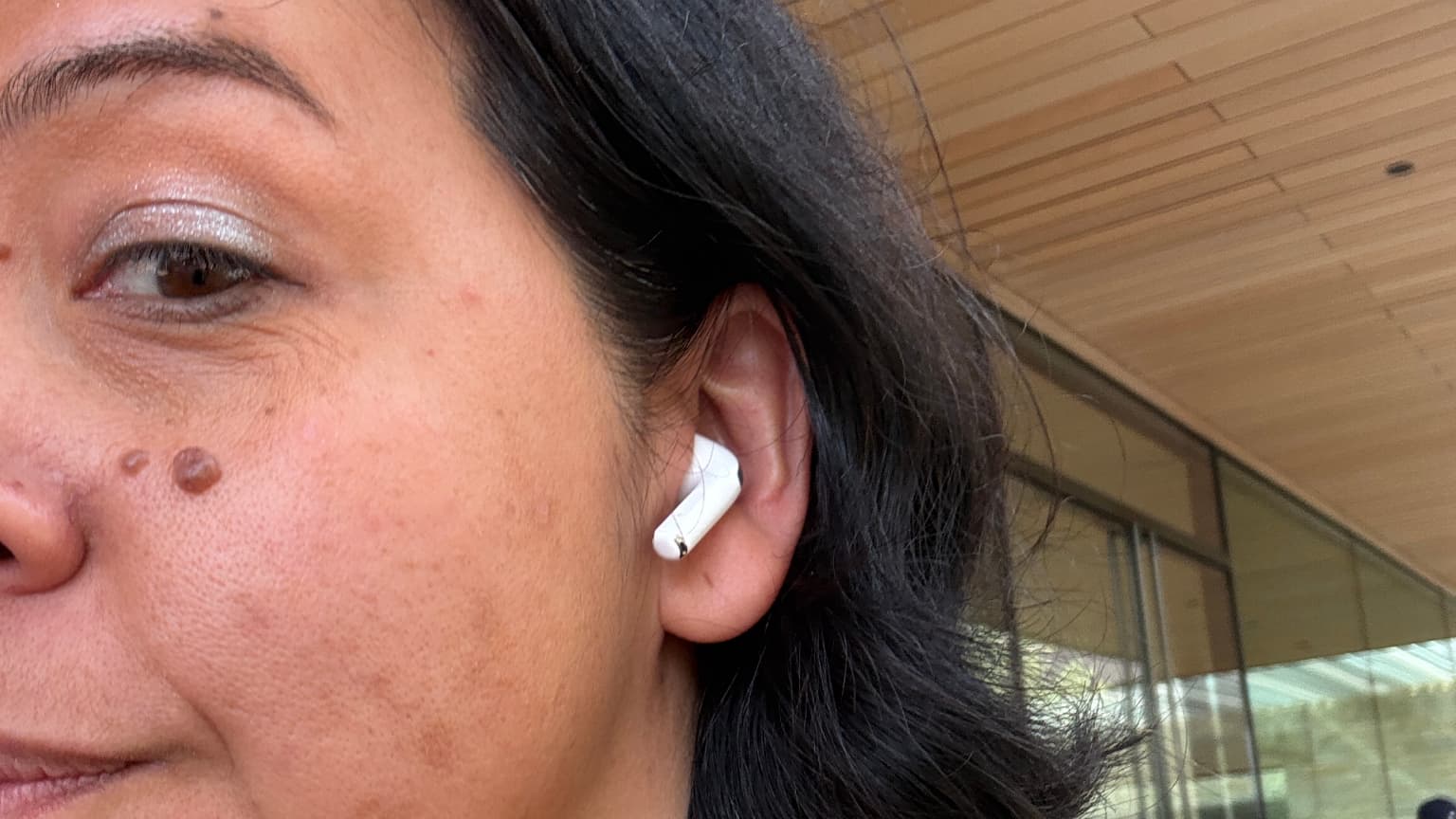 Les nouveaux Airpods Pro 3 tiennent mieux dans les oreilles Les nouveaux Airpods Pro 3 tiennent mieux dans les oreilles
