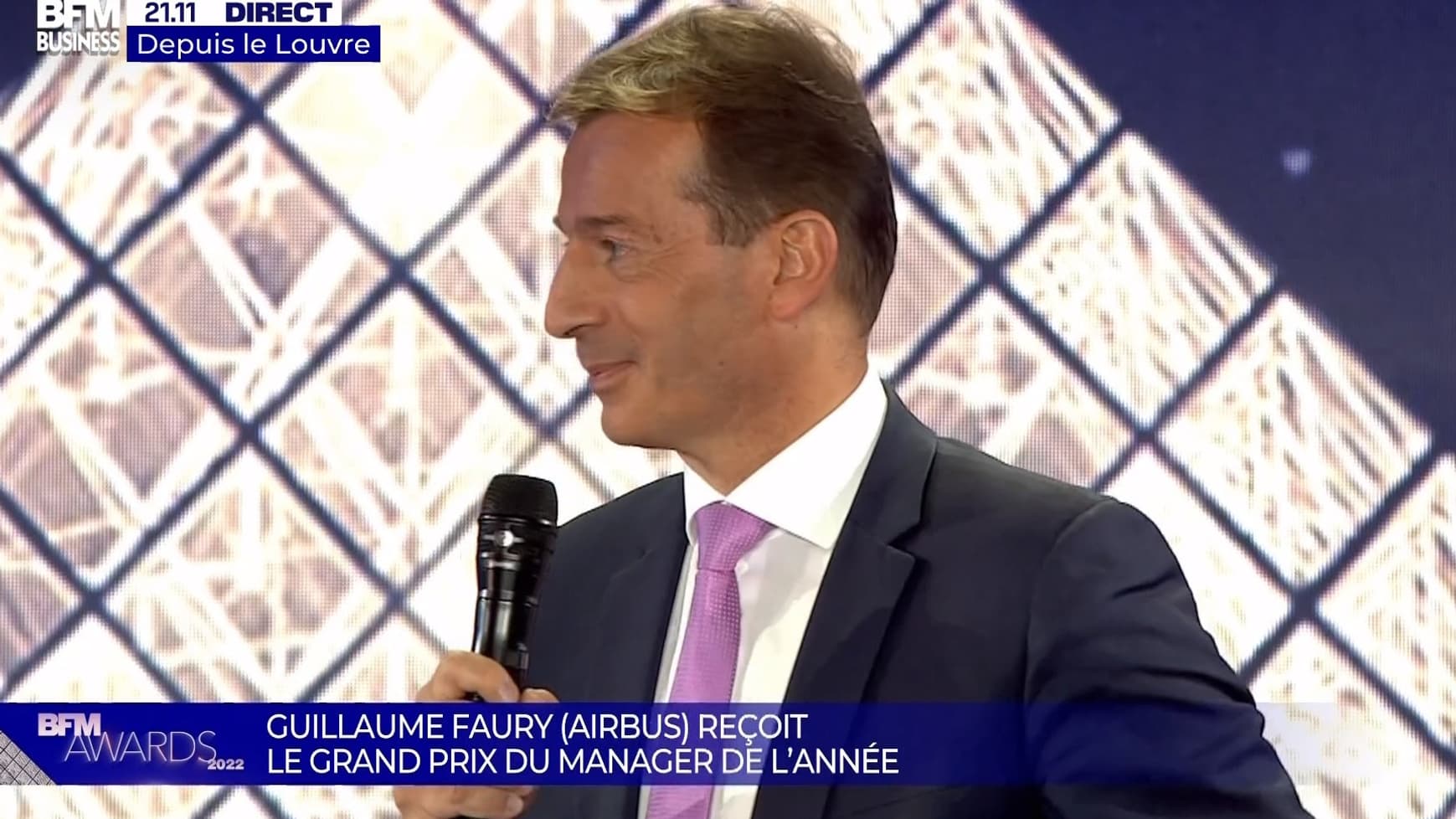 Guillaume Faury remporte le Grand Prix du Manager de l'Année aux BFM Awards 2022.