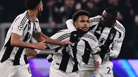 Randal Kolo Muani avec la Juventus