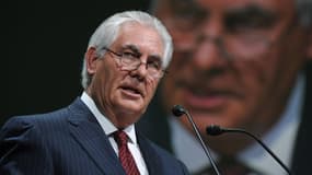 Rex Tillerson, qui dirige la compagnie pétrolière ExxonMobil depuis 2004, est le favori pour le poste de chef de la diplomatie. 