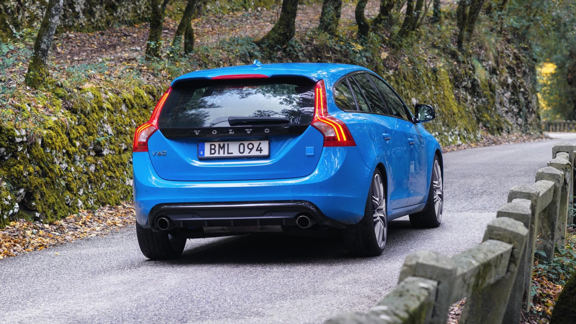 Plus légère, la nouvelle V60 Polestar à de l'ADN de championne, partageant le châssis et le moteur de la S60 qui court en WTCC.