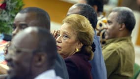 L'ancienne élue et ministre Lucette Michaux-Chevry participe le 02 décembre 2003 à Baie-Mahault à un meeting avant le référendum du 07 décembre 2003 sur l'émancipation de la Guadeloupe
