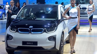 BMW évoque une possible collaboration avec Apple pour sa voiture connectée