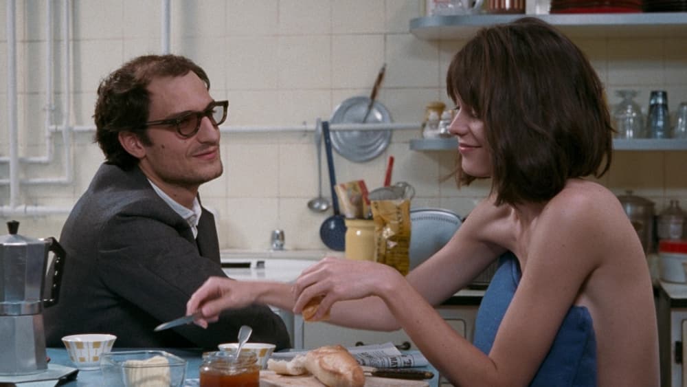 Louis Garrel et Stacey Martin dans "Le Redoutable", en salles le 13 septembre 2017 Louis Garrel et Stacey Martin dans "Le Redoutable", en salles le 13 septembre 2017