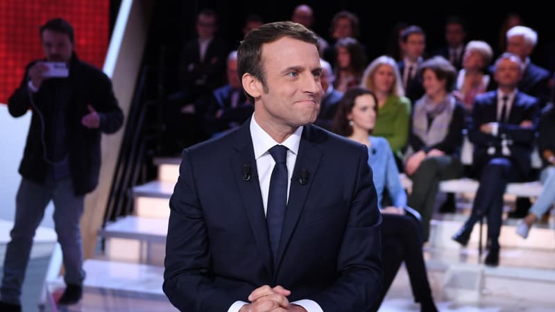 Emmanuel Macron sur le plateau de France 2.
