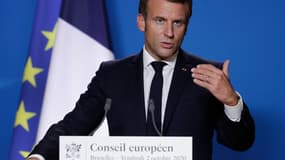 Le président Emmanuel Macron en marge d'un sommet de l'UE à Bruxelles, le 1er octobre 2020