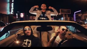 Suprême NTM et Sofiane dans le clip de "Sur le Drapeau"