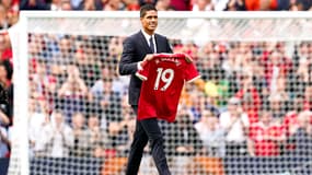 Raphaël Varane avec Manchester United, à Old Trafford le 14 août 2021