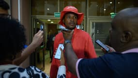 Rodrigue Petitot arrive à une réunion de la Collectivité territoriale de Martinique le 26 septembre 2024