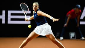 A. Kontaveit
