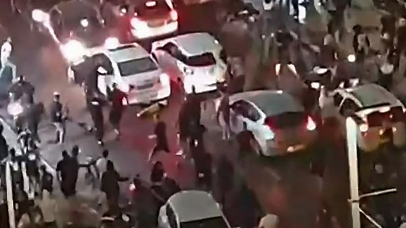 Israël: le lynchage d'un homme, présumé arabe, diffusé en direct à la télévision