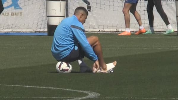 Alexis Sanchez touché à l'entraînement de l'OM, 7 avril 2023 Alexis Sanchez touché à l'entraînement de l'OM, 7 avril 2023