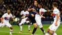 Cavani dans la défense de l'OL