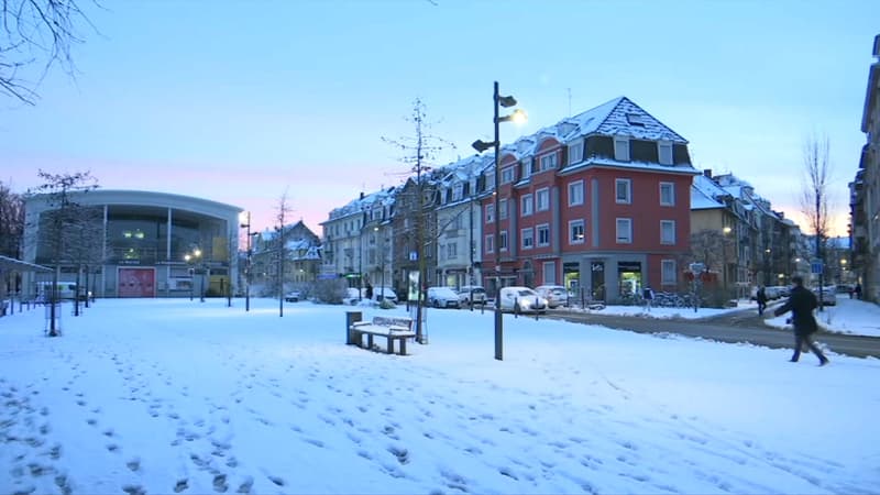 La neige à Strasbourg (Bas-Rhin), le 15 janvier 2021.