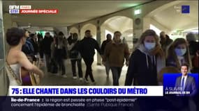 Paris: Eli Jadelot chante dans les couloirs du métro